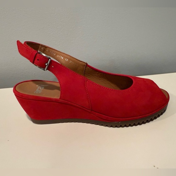 Ara Red Suede Colleen Slingback Leather Wedge Sandals - Size 6.5 - Picture 5 of 13